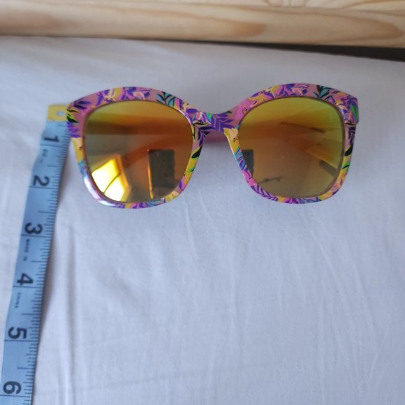 Tropical Sunglasses - Picture 5 of 5